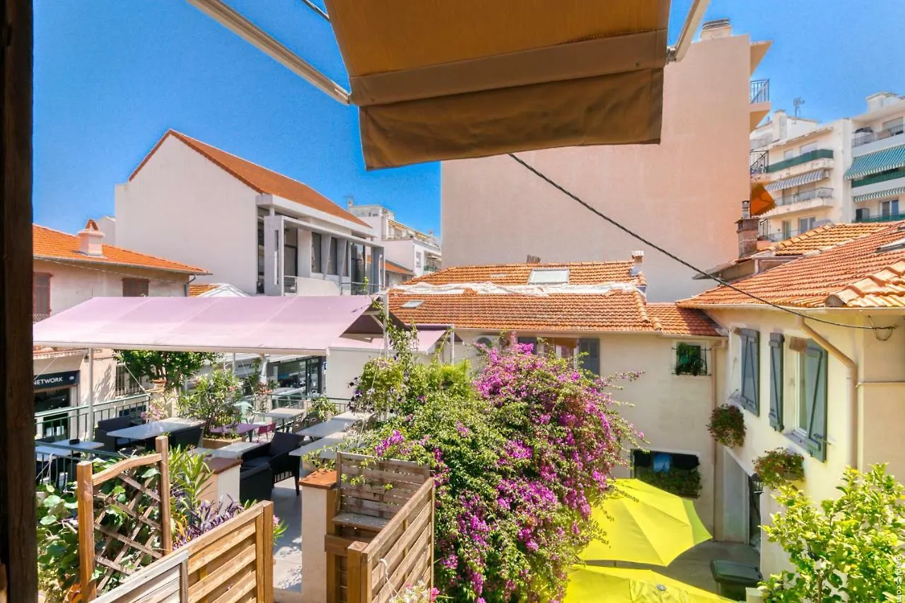 Hostel Glamorgan Antibes France