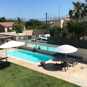  Auberge de jeunesse Debbie's Crew House