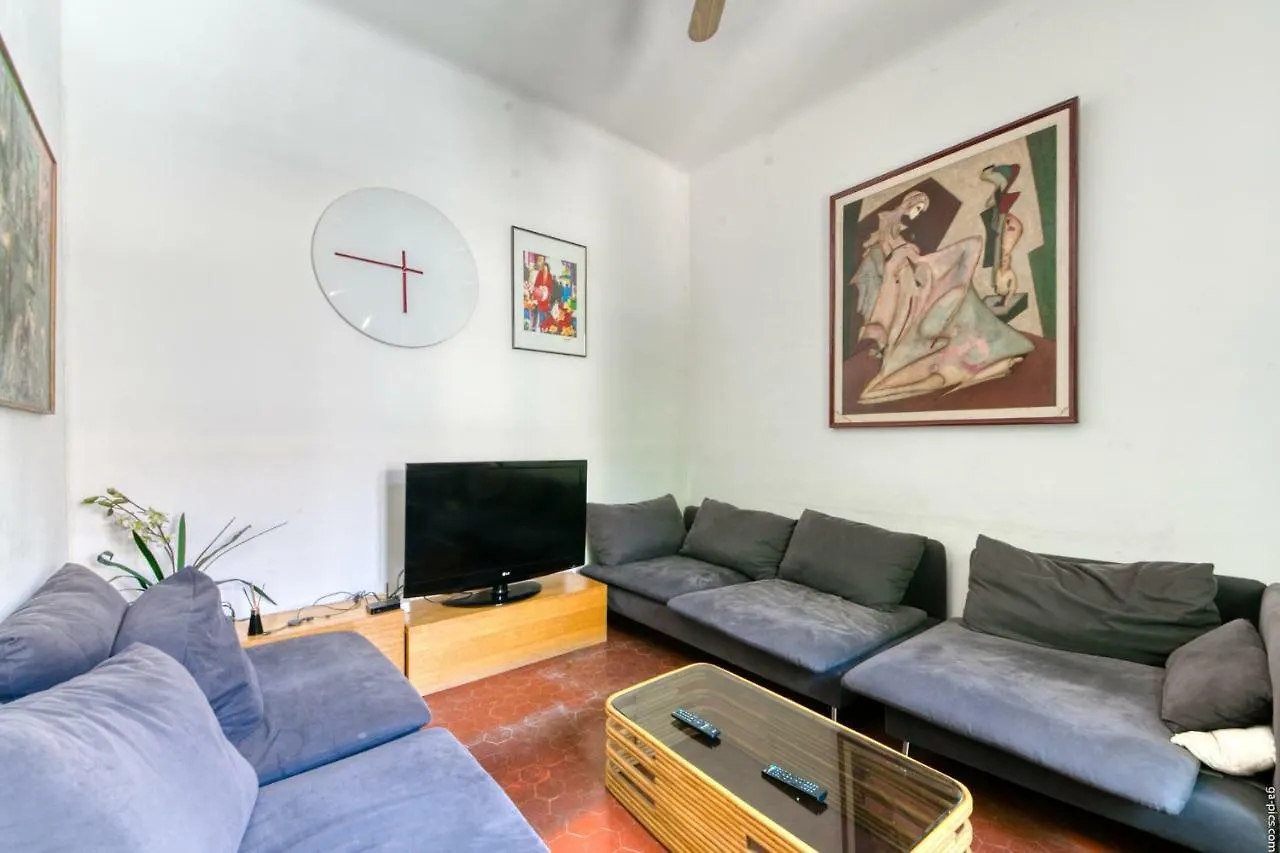 Hostel Glamorgan Antibes France